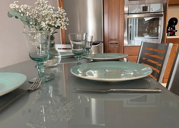 Casa Abuela Peregrina * San Salvador de Poio